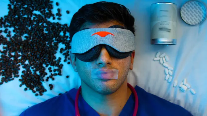 Sleeping with the sleep mask for better sleep